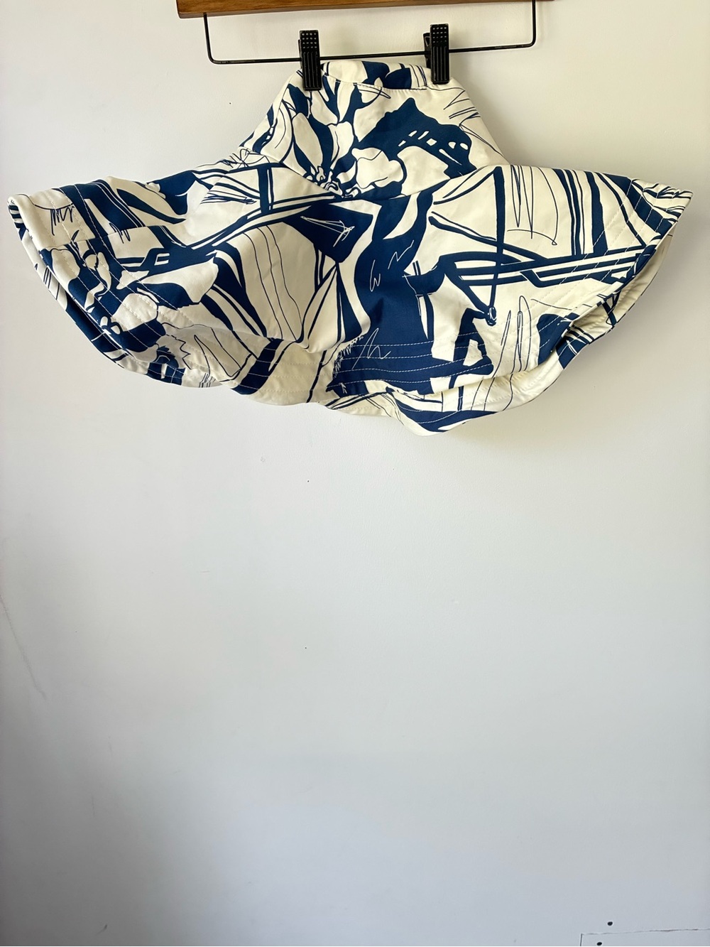 Beatrice Italia Hat Women’s Sun Hat Abstract Print Resort Wear NWT